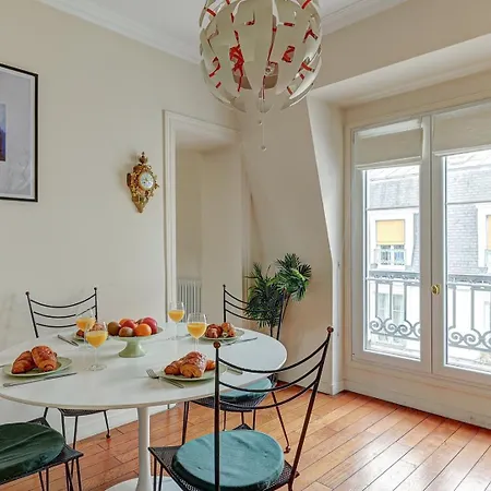 Apartmán Bnbnook - Elegant 1br Near The Louvre And Odeon Paříž