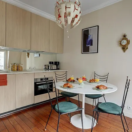 Bnbnook - Elegant 1br Near The Louvre And Odeon Apartmán *